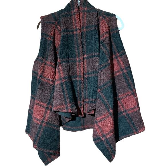 Women's dylan Red & Black Plaid Open Front Sherpa Vest Size Small - Picture 2 of 8
